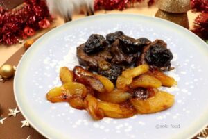 filet mignon aux pruneaux et pommes caramélisées